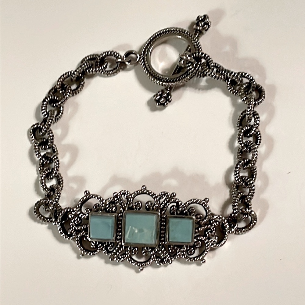 Stunning BARSE Sterling Silver Turquoise Toggle Bracelet.